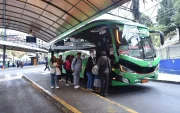En el Playón de La Marín funcionan cooperativas de buses que son regidas por la ANT y por la Secretaría de Movilidad del Municipio.