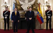 Daniel Noboa y Javier Milei fortalecen la relación bilateral con acuerdos en seguridad, justicia y comercio.