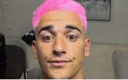 Gavi con su nuevo look.