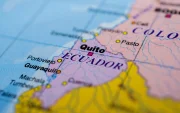 Ecuador y Colombia buscan fortalecer la cooperación en seguridad y comercio.