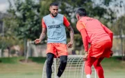 Ayrton Preciado comandará el ataque oriental ante Leones.