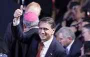 El nuevo fiscal general de Estados Unidos, Todd Blanche, asistió a la ceremonia de investidura del presidente electo de Colombia, Abelardo de la Espriella, en Cali.