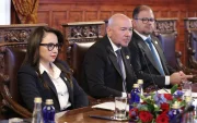 El ministro de Defensa, Gian Carlo Loffredo, también ha sido cuestionado por el tratamiento que le dio al caso Malvinas, insinuando que los niños detenidos y luego asesinados habrían delinquido.