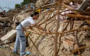 Los desastres naturales en La Guaira han dejado profundas consecuencias y cuestionamientos sobre la gestión de las autoridades venezolanas.