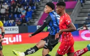 Patrik Mercado durante un partido con Independiente del Valle, club al que continúa vinculado tras frustrarse su fichaje por el Sevilla FC.