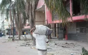El edificio Multicomercio sufrió severas afectaciones por el incendio registrado en febrero del 2026.