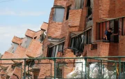 La destrucción de viviendas y edificios evidencia la magnitud del terremoto que golpeó principalmente a Chocó, Valle del Cauca, Risaralda y Caldas.