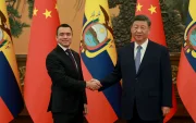 El presidente Noboa y su homólogo de China, Xi Jinping, en una gira de 2025.