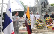 Pascual Del Cioppo (i), embajador de Ecuador en Panamá.