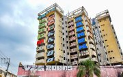 EDIFICIO MULTICOMERCIO CON GRAFITIS