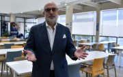 Arturo Moscoso dice que inhabilitaciones alteran la competencia electoral y estrategias de campaña.