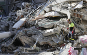 La prevención sísmica requiere construcciones seguras, normas aplicadas y simulacros que permitan a la población saber cómo actuar ante una emergencia.