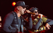 Wisin (izquierda) anunció la creación de la Universidad del Perreo en Puerto Rico, un proyecto dedicado a estudiar la historia y cultura del reguetón.