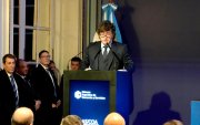 Javier Milei, hablando durante el cierre de la 23º edición del Council of The Americas, en Buenos Aires (Argentina).