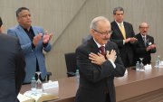 Walter Mera seguirá como rector de la Universidad Católica de Guayaquil por los próximos cinco años.