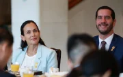 Rol. Inés Manzano mantuvo en su equipo a José Manuel de Oliveira, el jurídico puesto por Roberto Luque.