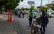 ATM controla motociclistas en Guayaquil desde agosto por licencias y seguridad vial.