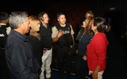 Vecinos y policías dialogan en el primer encuentro de ‘Líderes que transforman’.