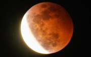 Referencial. Eclipse lunar se podrá observar en Ecuador.