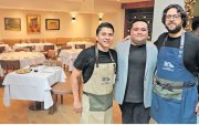 David Insandara, chef, junto a Jorge Morales, director de sala y sommelier, y Nicolás Weisson, head chef.