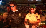 Los integrantes de Rawayana en la consola de música del escenario B.