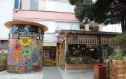 El cine 8ymedio, en La Floresta, celebrará 25 años con clásicos europeos durante Eurocine 2026 en Quito, incluida Ocho y medio.