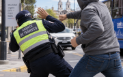 Referencial. El Agente Civil de Tránsito fue agredido mientras realizaba un control en Quito, incidente que le provocó una fisura craneal y días de incapacidad.
