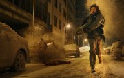 Resident Evil: Noche Cero lleva nuevamente al cine el universo de Raccoon City con una historia original marcada por el terror, el suspenso y la supervivencia.