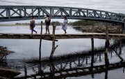Tres comunas de Santa Elena dejarán atras los puentes de madera