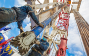 El precio internacional del petróleo continúa subiendo por los conflictos en Medio Oriente.