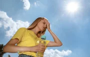 Las temperaturas de las superficies marinas también alcanzaron máximos históricos, prolongando una racha de tres meses de calor sin precedentes en los océanos.