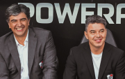 Matías Biscay (der.) junto a Marcelo Gallardo (izq.) durante su etapa en River Plate.