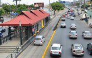 La detención ocurrió tras un robo en la estación de Metrovía del colegio 28 de Mayo, en la avenida Carlos Julio Arosemena, norte de Guayaquil.