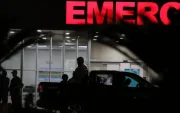 Ortiz fue trasladado de urgencia al Hospital Monte Sinaí y posteriormente a una clínica privada, donde fue sometido a una cirugía para extraer el proyectil.