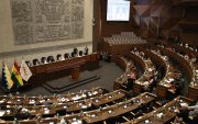Senadores participan en una sesión este miércoles, en La Paz (Bolivia).
