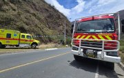 Una pareja falleció al caer hacia un barranco en la vía Cuenca- Molleturo.