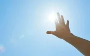 El clima de este viernes 18 de septiembre tendrá lluvias en varias zonas de Ecuador, mientras otras registrarán intervalos de sol y temperaturas de hasta 34 grados.