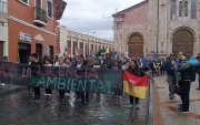 A un año de la primera marcha masiva alrededor de 50.000 personas marcharon el 16 de septiembre para recordarnos, desde Cuenca y sus cuatro ríos, que “el agua no se vende, se defiende”.