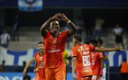 Libertad FC venció a Emelec en el estadio Capwell.