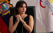 Mercedes Caicedo, presidenta del Consejo de la Judicatura, defiende la supresión de las unidades anticorrupción en Ecuador.