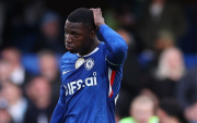 Moisés Caicedo, figura del medio campo de Chelsea.