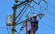 Las industrias AV1 comenzarán a desconectarse de la red eléctrica un día a la semana desde este 22 de septiembre, según el Gobierno (foto referencial).