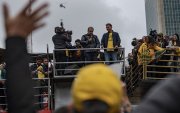 Flavio Bolsonaro, candidato en las elecciones e hijo del expresidente brasileño Jair Bolsonaro, convoca a una manifestación en la Avenida Paulista el 7 de septiembre, en São Paulo, Brasil.