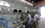 Técnico. Celso Sánchez inspeccionando uno de los motores de Progen, el 19 de septiembre de 2024 en Houston, en Estados Unidos. Hoy es testigo de Fiscalía.