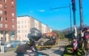 Un vehículo quedó volcado tras un choque registrado en la avenida Quitumbe Ñan y Amaru Ñan, al sur de Quito.