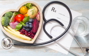 Los bancos de alimentos y medicinas son planteados como una alternativa para atender necesidades básicas en Guayaquil.
