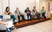 Un panel de expertos analizó los desafíos de la ciudad a partir de los datos de Quito Cómo Vamos.
