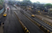 En sectores de la avenida Perimetral se registró la lluvia en la tarde de este 1 de octubre.