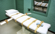 Christa Pike permanece en condición crítica tras sobrevivir a dos dosis de pentobarbital durante su ejecución en Tennessee.