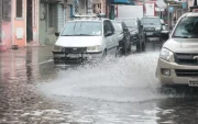El Inamhi mantiene vigente la Advertencia Meteorológica N.° 77, que contempla un mayor riesgo entre la noche del 2 y la madrugada del 4 de octubre.